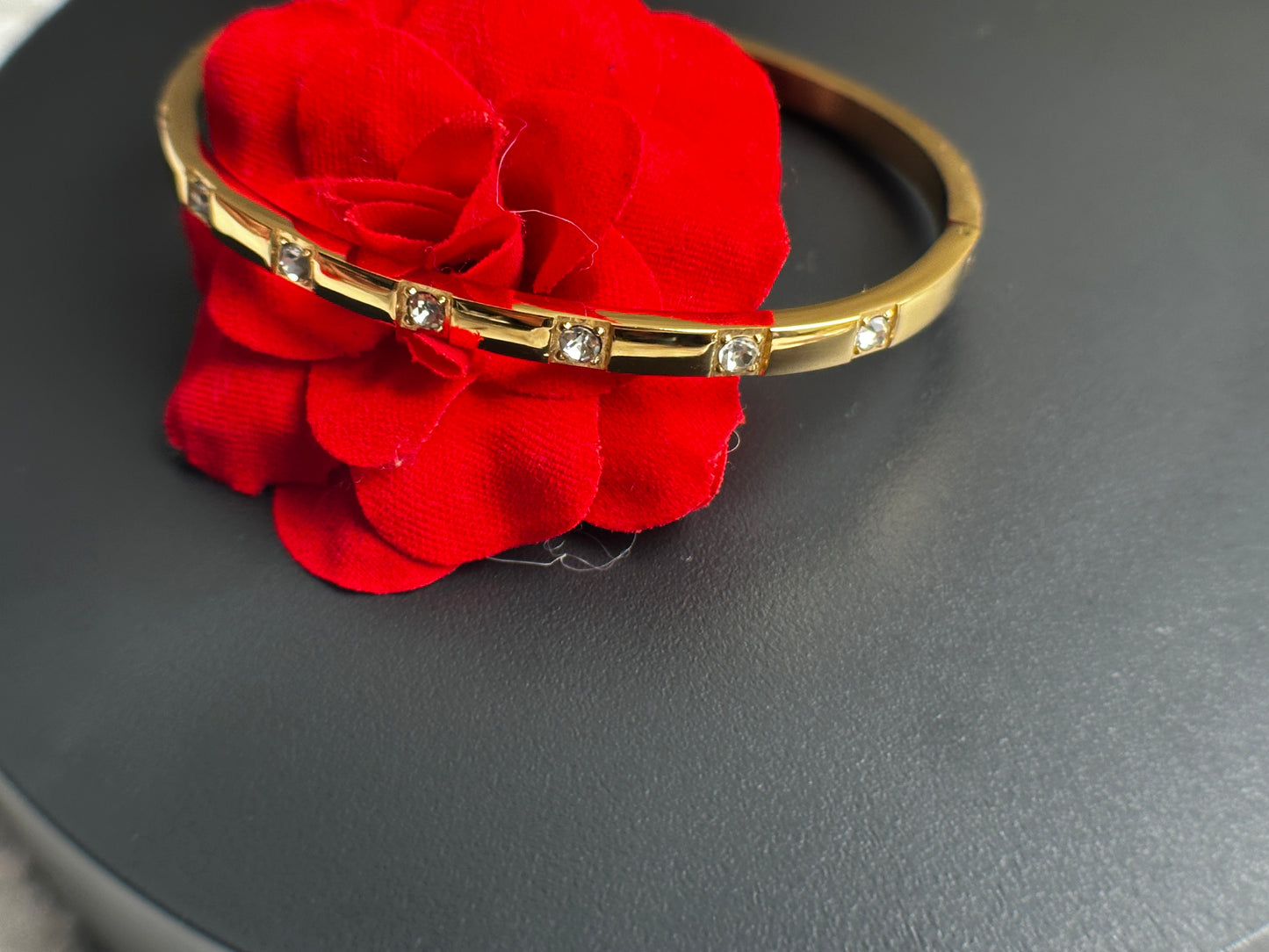 Luxury gold plated bangle suitable for everyday wear