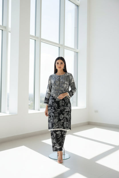 Front embroidery detail on printed lawn shirt with lace trim