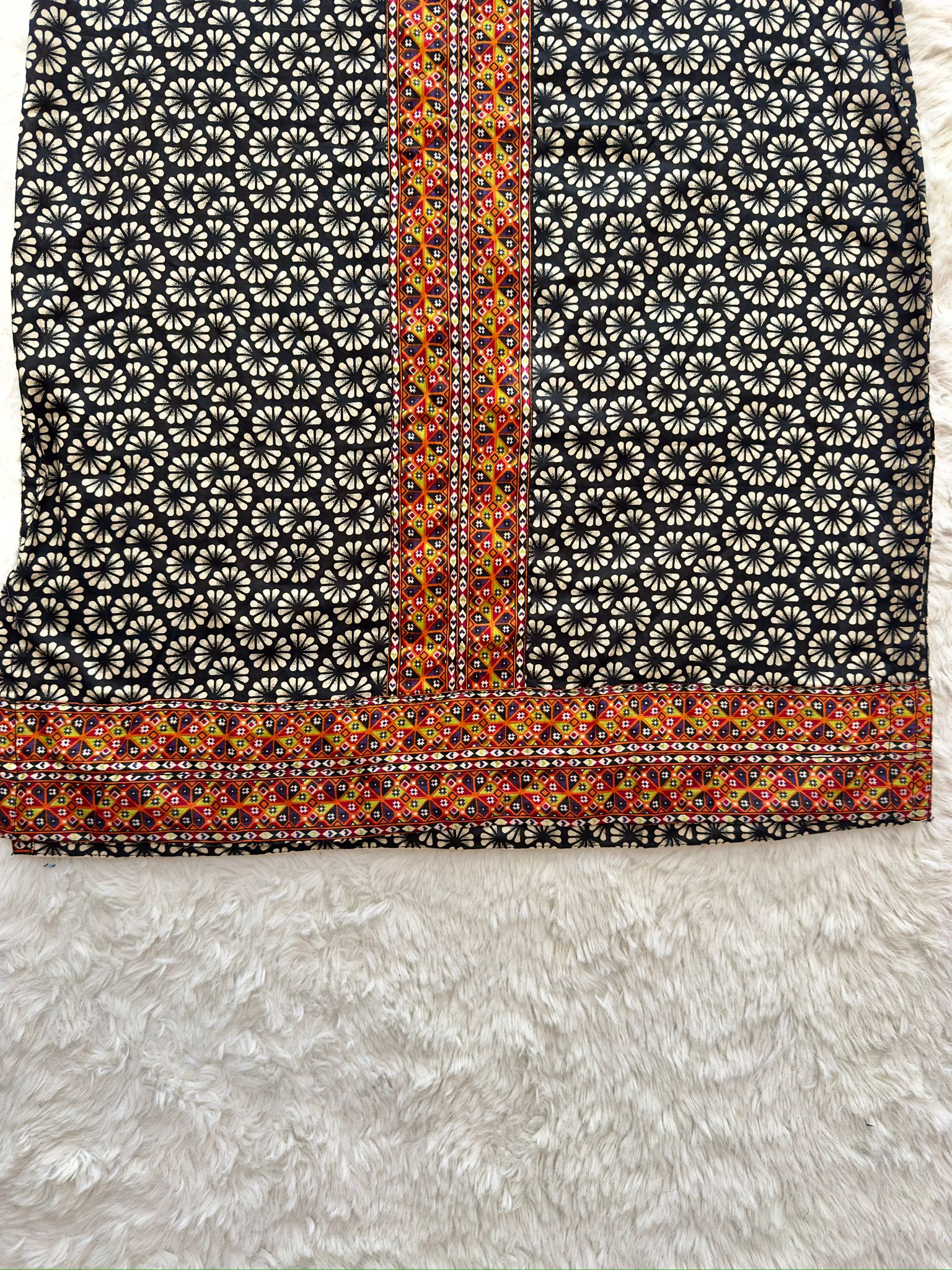 Printed lawn long shirt with contrast border detailing daman