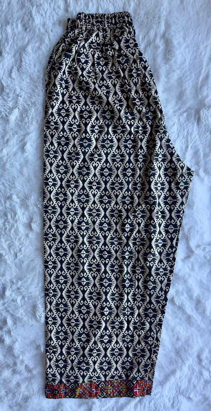 Printed lawn straight trousers with border hem