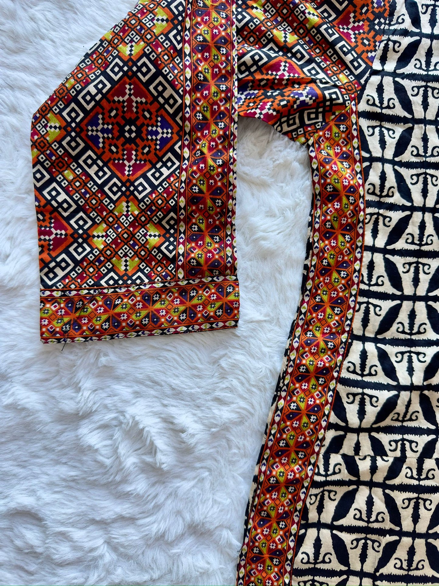 Full sleeve printed lawn shirt detail for girls