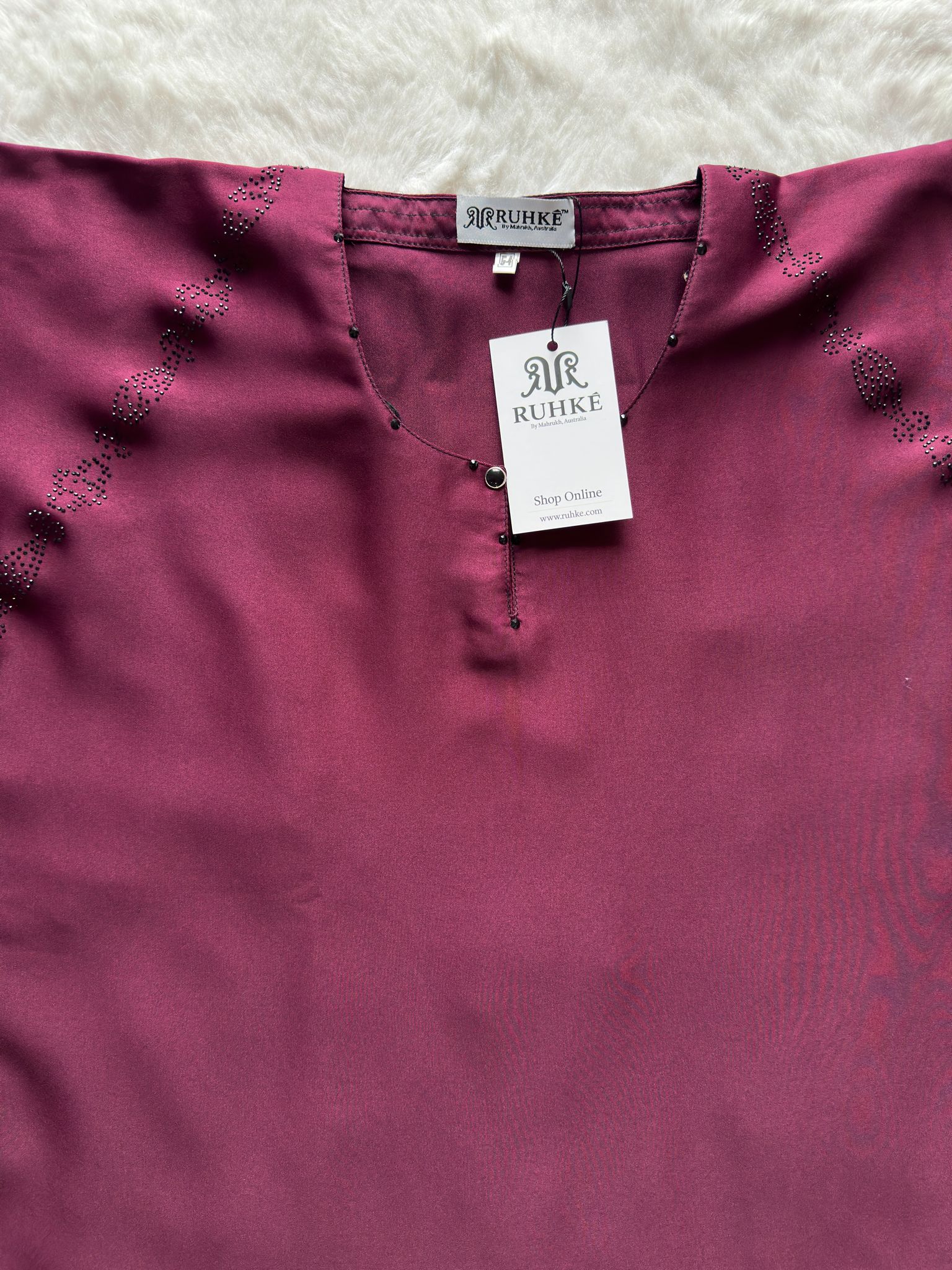 Premium nida fabric abaya with reverse U stone work and luxury sleeve detailing