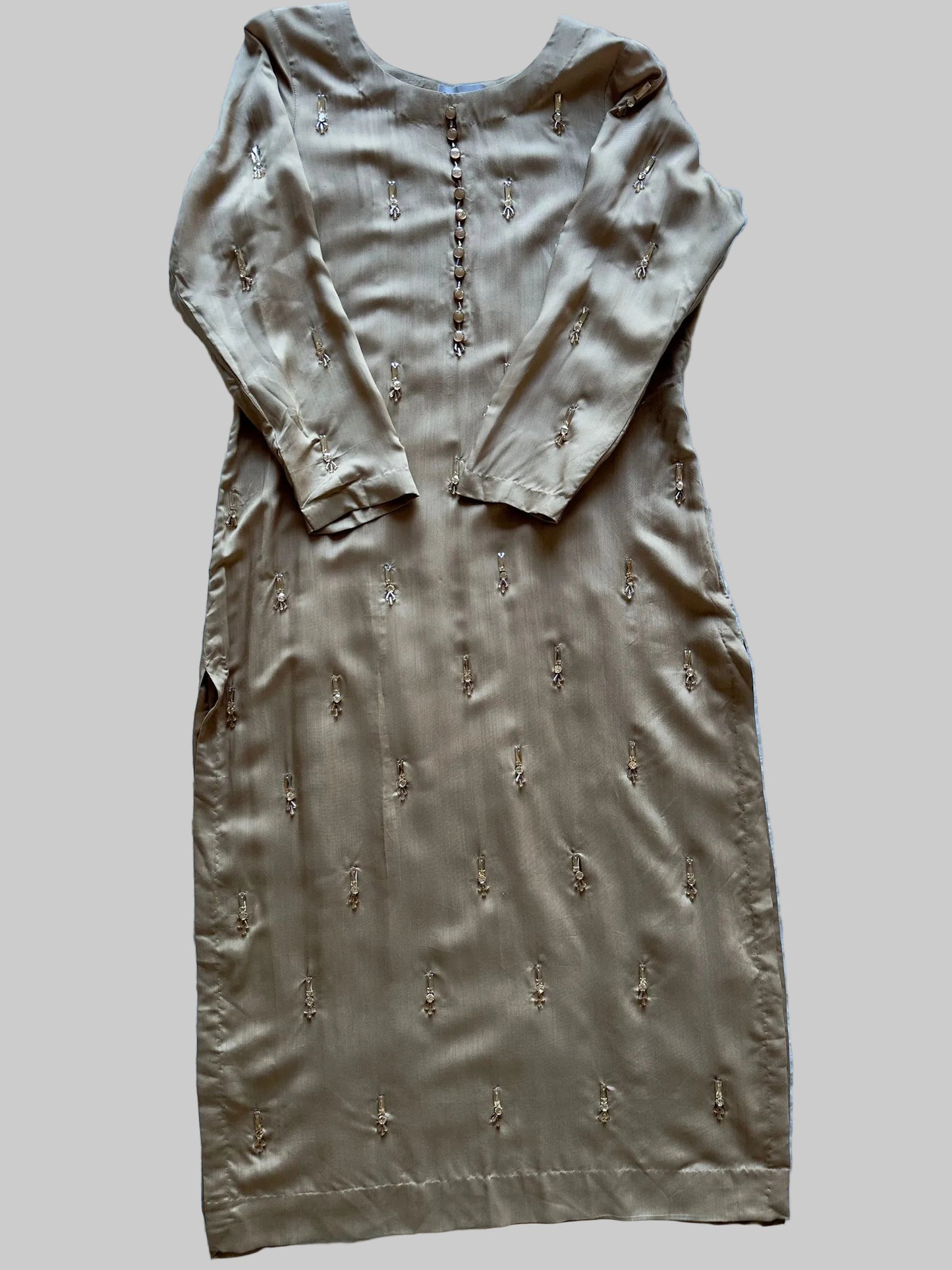 RUHKÉ Champagne Luxe 3 piece suit in viscose silk with handcrafted embellishments