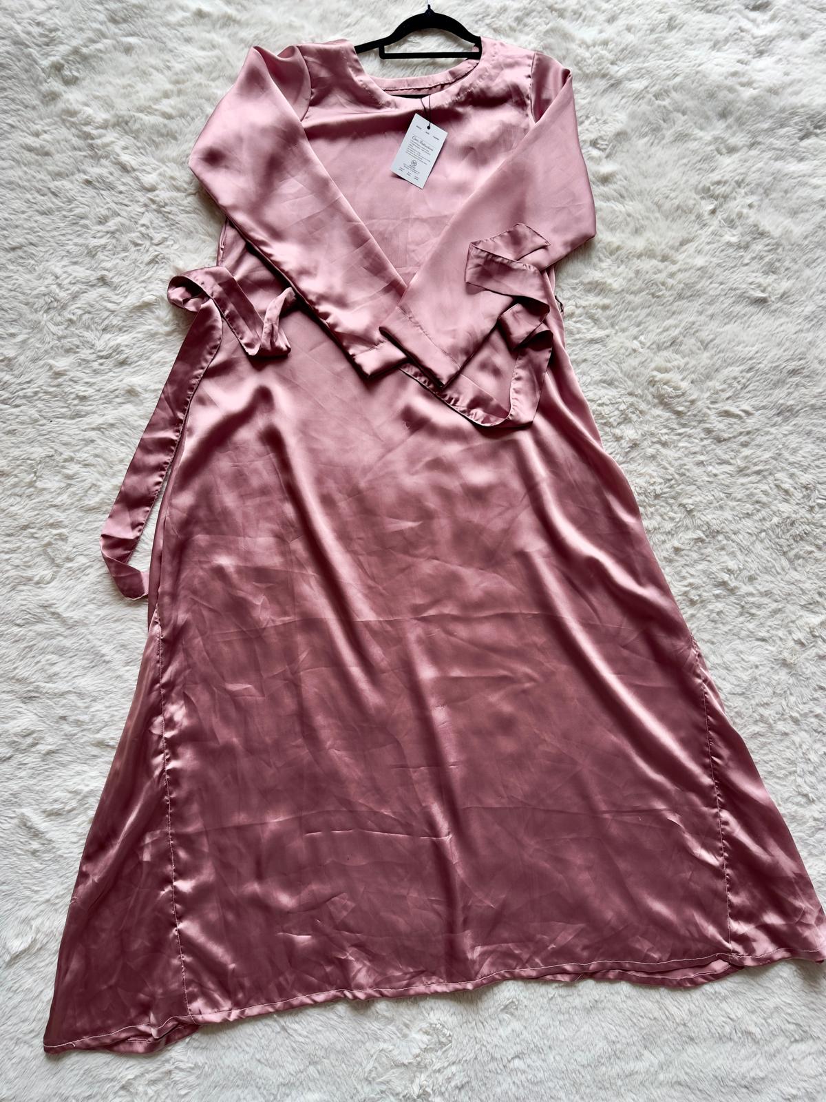 Luxury 2 piece sheesha silk abaya in dusty lavender shade Silk inner