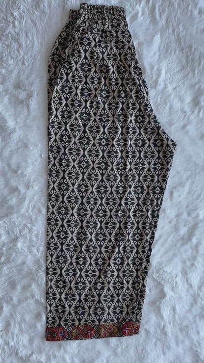 video Printed lawn straight trousers with border hem