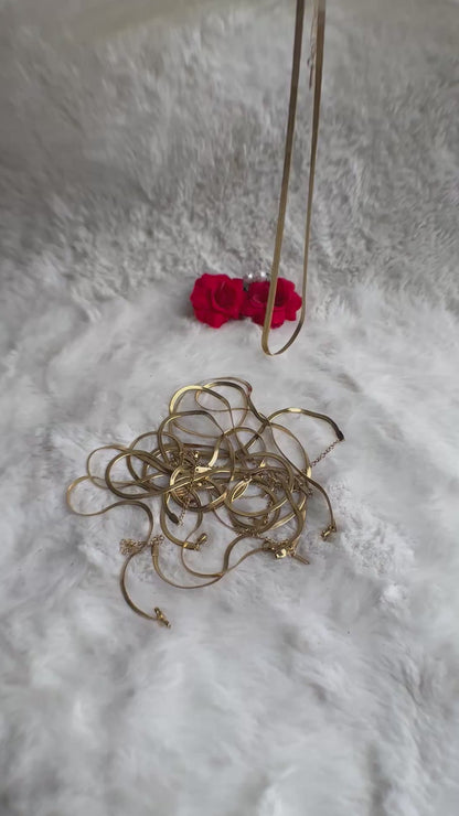 RUHKÉ stainless steel necklace with 18K gold plating high polish finish Video